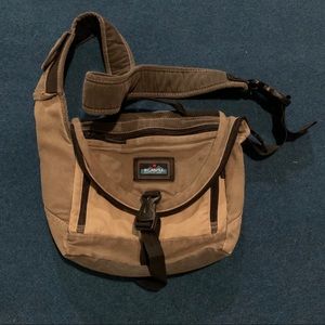 Kuhl shoulder bag